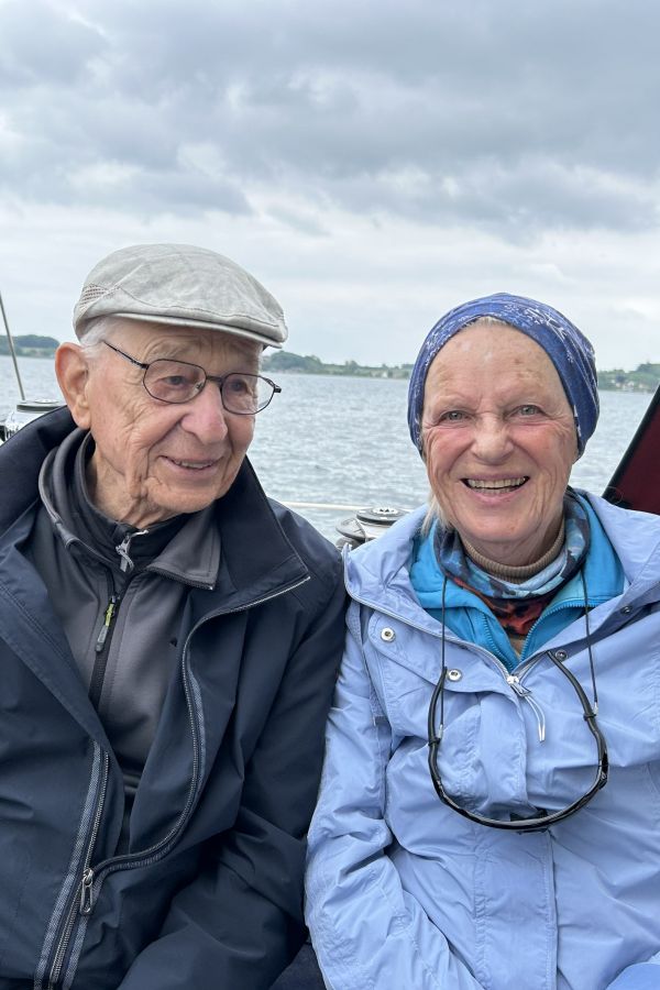07D Gisi und Gnter auf hoher See